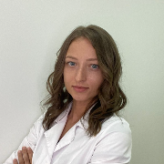 Нечаева Яна Владимировна